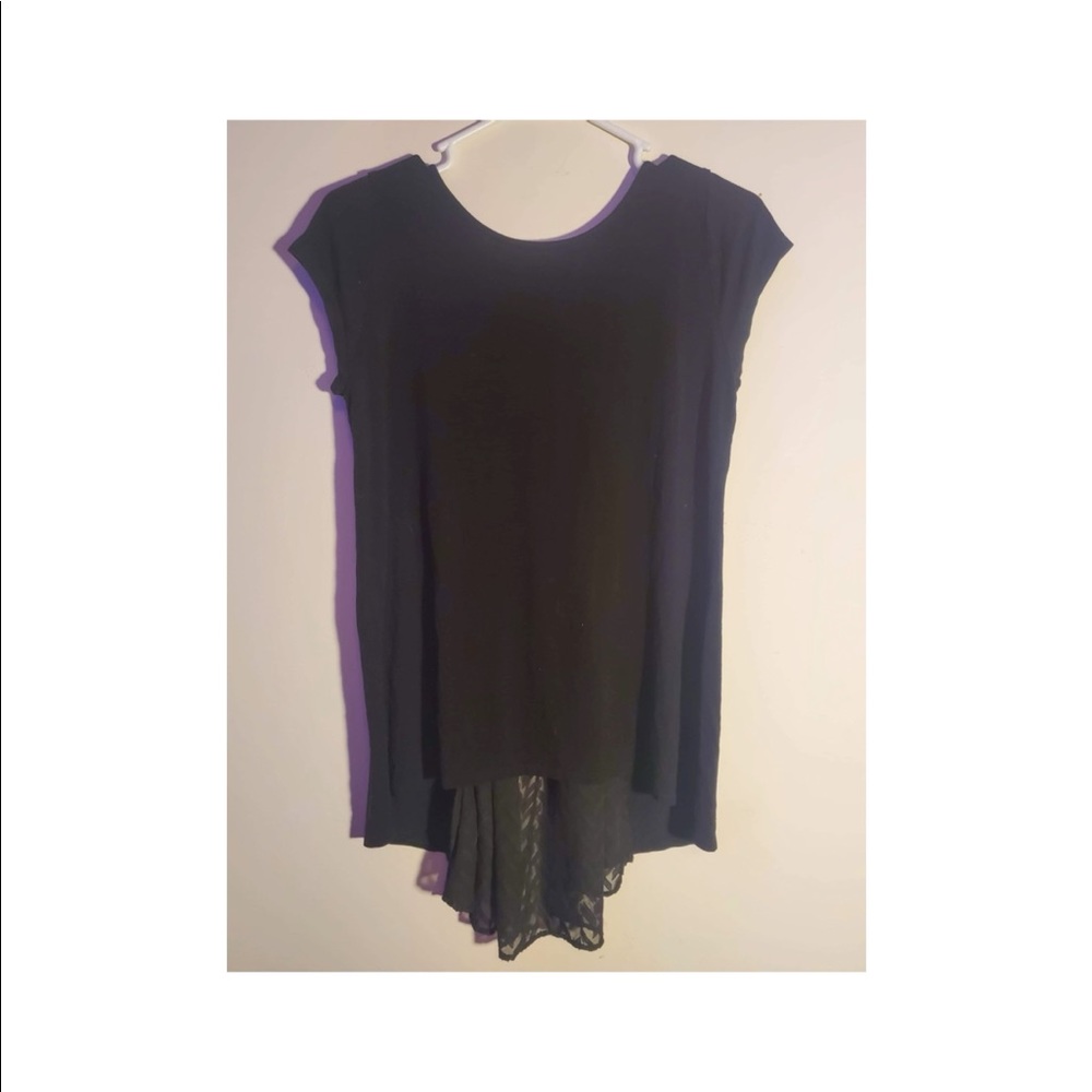 Women’s shirt